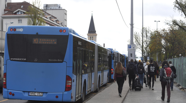 A dél-pestiek a BKK új, vagy meghosszabbított vonalon közlekedő buszait, és a MÁV járatait is igénybe vehetik /Fotó: MTI