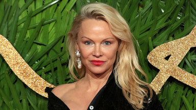 Pamela Anderson znowu szokuje wyglądem. Jak prezentowała się na rozdaniu nagród?