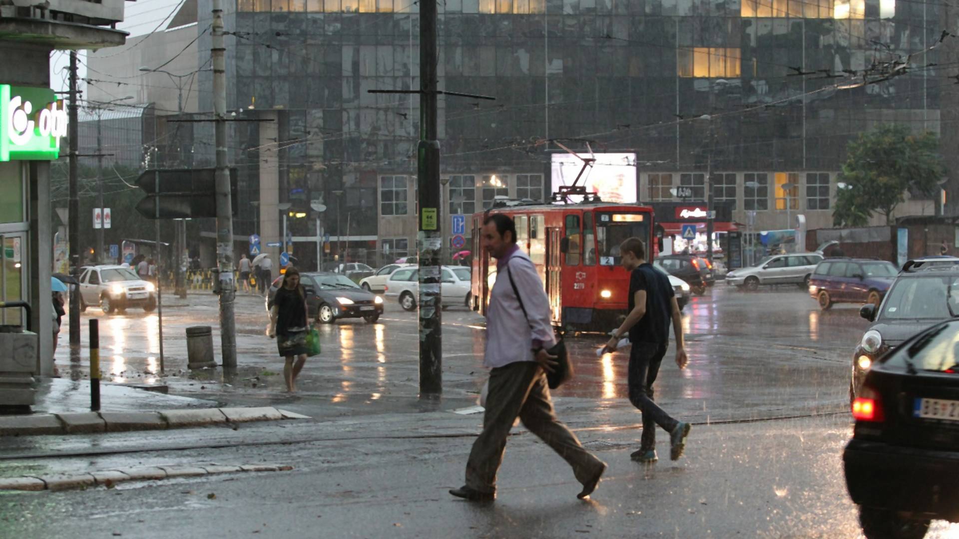 Jeste li spremni za mini potop? Vežite se, uskoro stiže