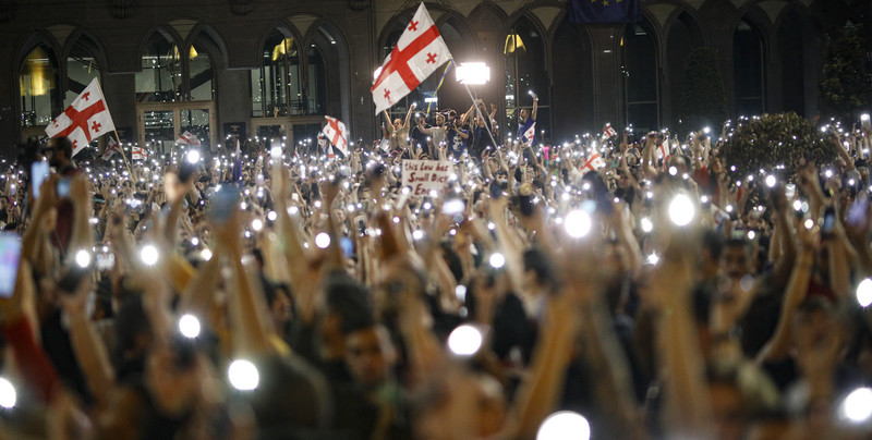 Protesty w Tbilisi. Przeciwko czemu buntują się Gruzini