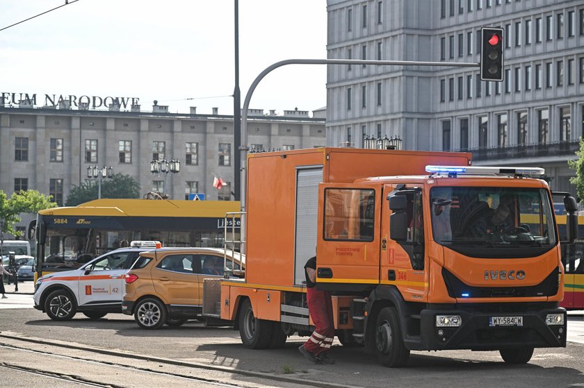 14 latek wpadł pod tramwaj Szokujące wydarzenie w Warszawie