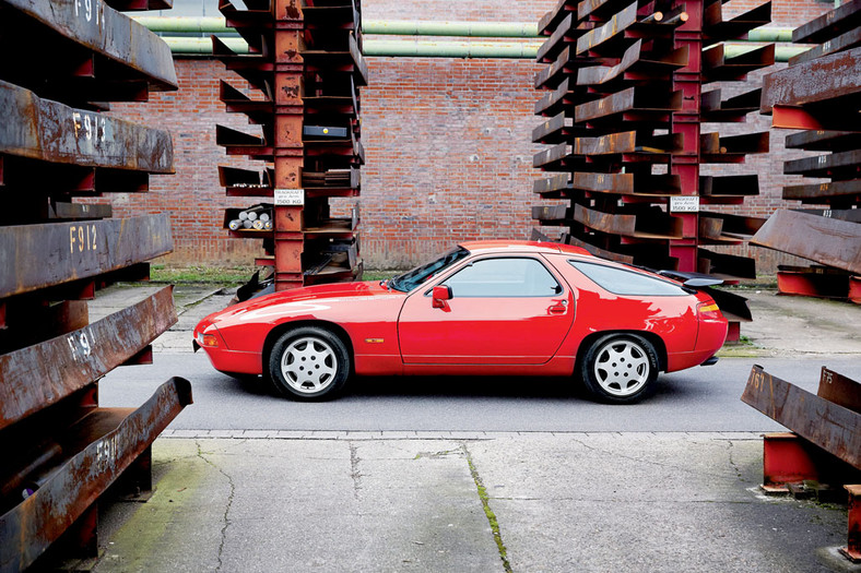 Porsche 928 Clubsport - sportowiec bez tłuszczyku