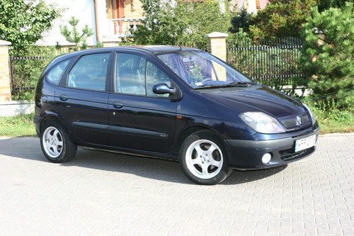 Renault Scenic - Minibus dla rodziny