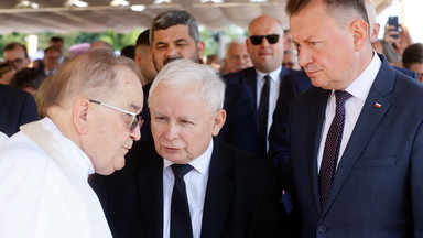 "Stan Wyjątkowy". Kaczyński składa hołd Rydzykowi. Możliwe transfery po stronie opozycji. Konfederacja przymierzana do koalicji z PiS [PODCAST]