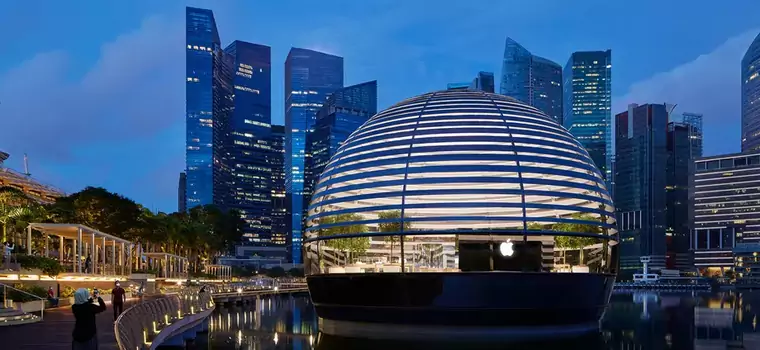 Apple Marina Bay Sands – firma prezentuje swój pierwszy sklep, który pływa na wodzie