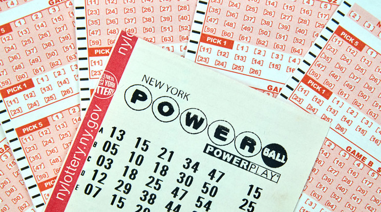 Lecsukhatják a lottósorsolást megbuheráló üzletembert /Fotó: Shutterstock