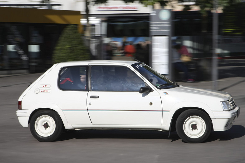 Peugeot 205 Rallye 1.9 - rajdówka wagi lekkiej