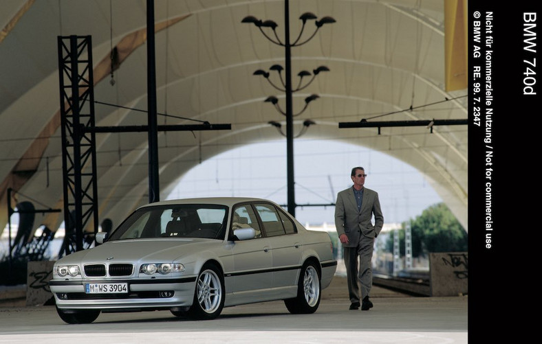 BMW, silnik V8 4.4