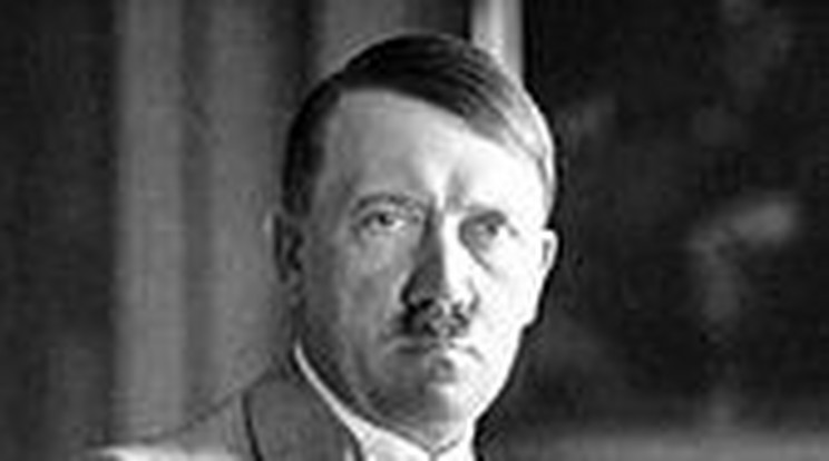 Adolf Hitler 1933-ban: ekkor választották kancellárrá, ekkortól viselte a Führer nevet