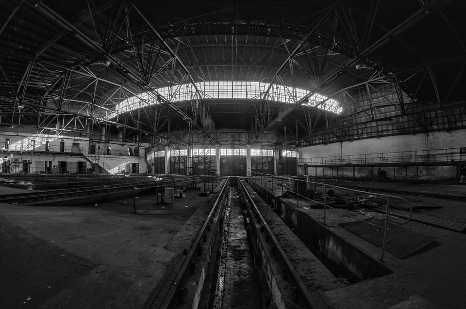 Parowozownia Gniezno - opuszczony zabytek techniki kolejowej