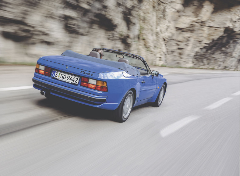 Porsche 944 Turbo Cabrio - wakacje z wiatrem w plecy