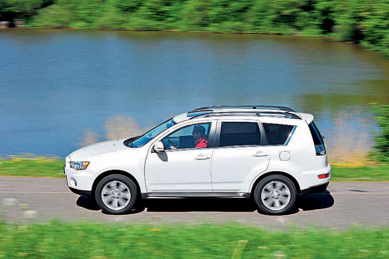 Mitsubishi Outlander kontra Mazda CX-7 i Opel Antara: SUV-y bardzo rodzinne