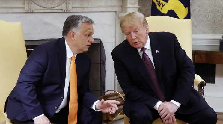 Orbán Viktor és Donald Trump a washingtoni Fehér Ház Ovális irodájában tartottak megbeszélést /Fotó: MTI/ Koszticsák Szilárd