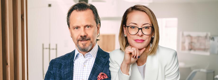 Od prawej: Agnieszka Jabłońska, Executive Search & Recruitment Director w firmie BIGRAM oraz Piotr Wielgomas, prezes zarządu BIGRAM