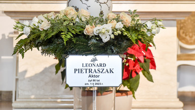 Leonard Pietraszak miał dwie prośby przed śmiercią. Tak bliscy i przyjaciele pożegnali aktora