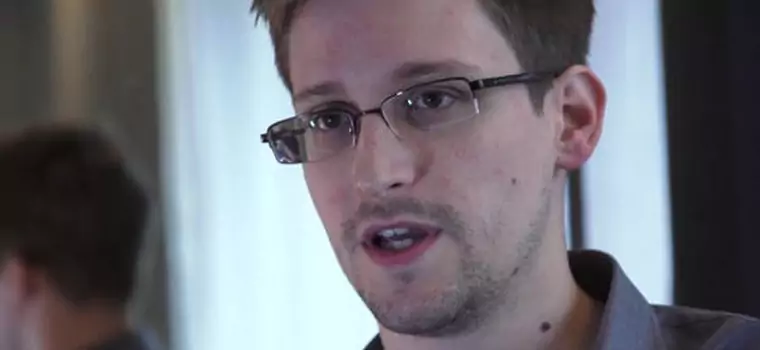 Edward Snowden: iPhone ma wbudowany podsłuch