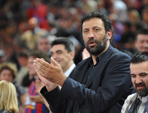 Vlade Divac