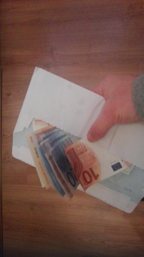 U jednu kovertu odvajajte evre