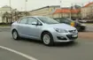 Opel Astra 1.4 Turbo LPG - nocny sedan zasilany gazem