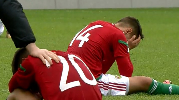 Vida Kristóf (háttal) az Izrael ellen
1-0-ra elveszített meccsen talált a saját kapujába – így elúszott az
Európa-bajnoki részvétel