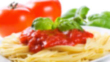 Makaron z sosem pomidorowym, czyli danie na wiele sposobów