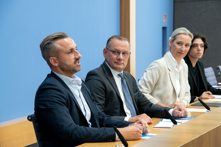 Ulrih Zigmund, Tino Krupala i Alis Vajde