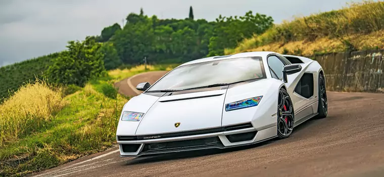 Lamborghini Countach zgubiło ważny element. Producent ogłasza akcję serwisową