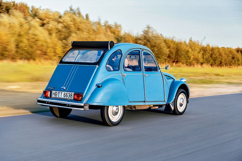 Citroen 2CV - czyli, więcej słońca