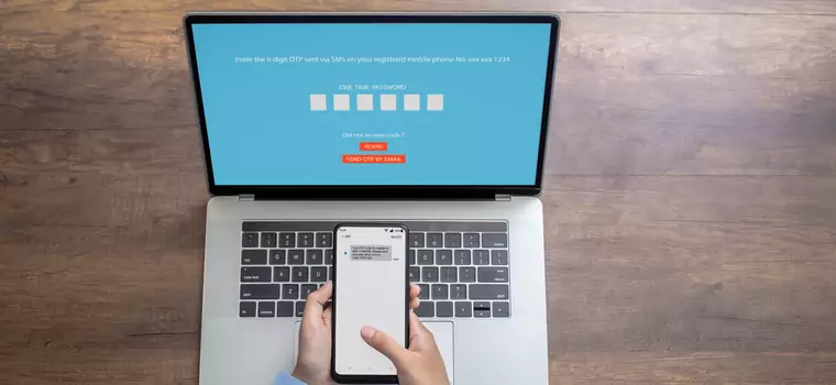 Uwierzytelnianie dwuskładnikowe: najlepszy sposób na ochronę danych osobowych