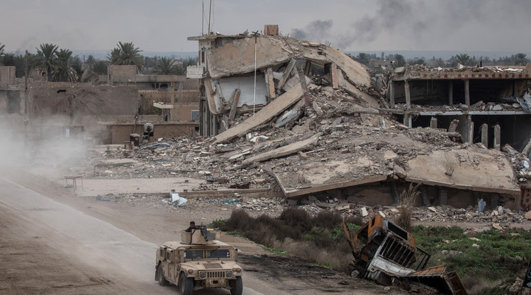 Az ostrom során szinte minden megsemmisül /Fotó: Getty Images