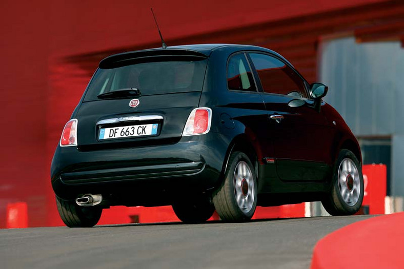 Nowy Fiat 500: Znamy już szczegółowe dane. Cena 9,5 tys. euro (fotogaleria)