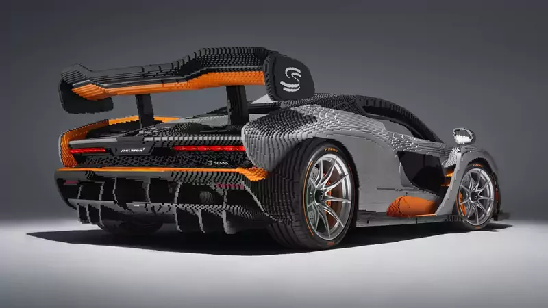 LEGO McLaren Senna 