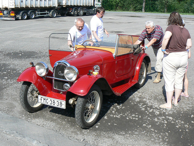 Oldtimery u podnóża Beskidów (fotogaleria)