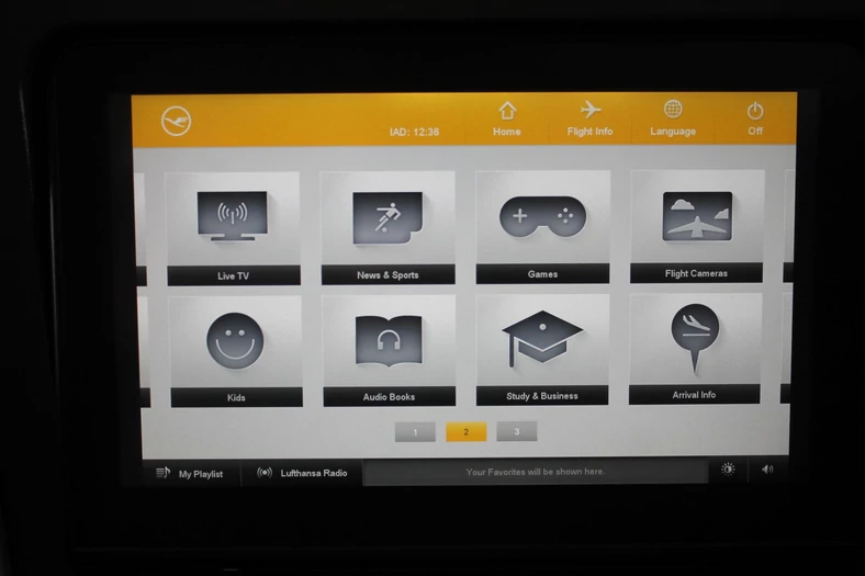 Lufthansa Premium Economy - system rozrywki pokładowej