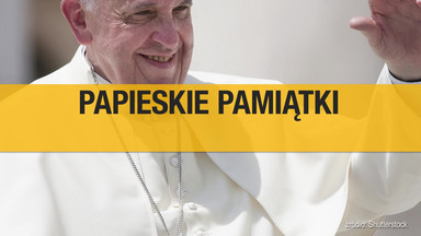 Niezwykła licytacja. Można zdobyć buty papieża Franciszka i samochód, którym jeździł!