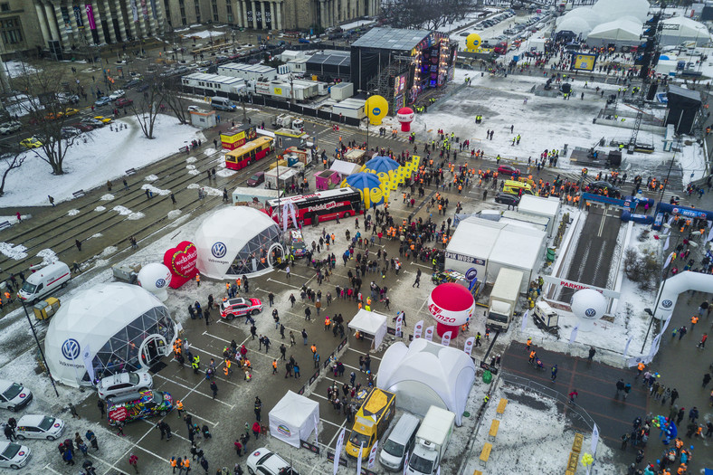 Strefa WOŚP na pl Defilad podczas 25. Finału Orkiestry