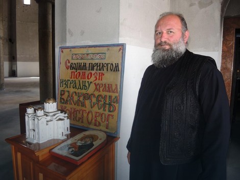 Dragomir Jovanović, starešina hrama