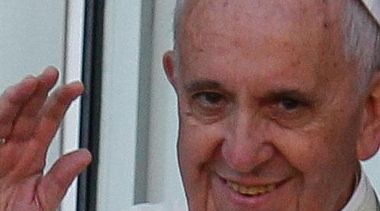 Nem árt vigyáznia! Ellenségek veszik körül Ferenc pápát