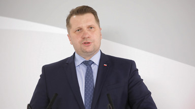 Minister Czarnek o nauczaniu seksualności na podstawie encyklik papieskich. Jest mocna odpowiedź