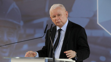 Jarosław Kaczyński ogłasza wspólną deklarację z Le Pen i Orbanem