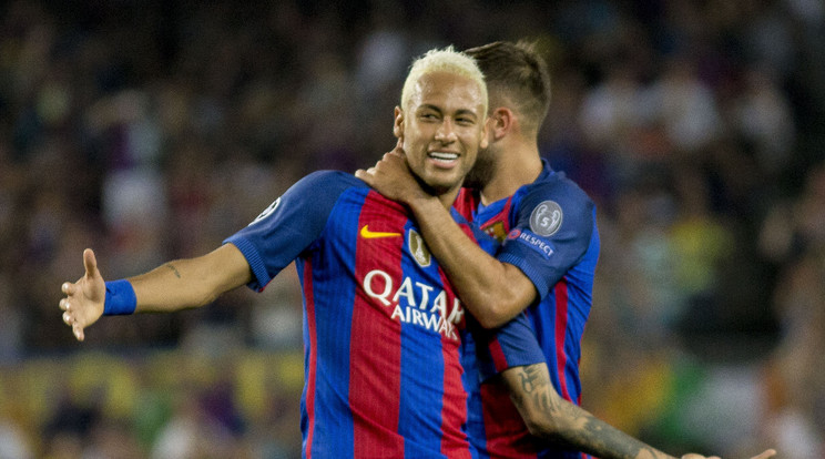 Neymar döntött és a spanyol együttesnél maradt /Fotó: AFP