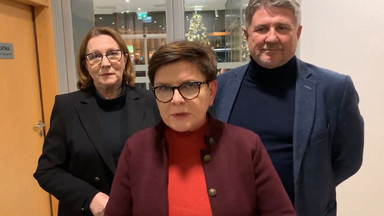 Beata Szydło grzmi o skandalu w PAP przy dźwiękach "Roty". Zaskakujący apel