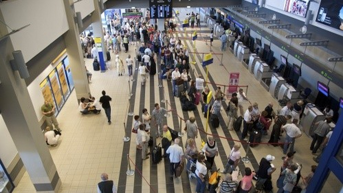 Od czerwca zwiększy się liczba połączeń z Międzynarodowego Portu Lotniczego Katowice w Pyrzowicach. Oprócz czarterów, z których do końca maja skorzystało 18 proc. więcej pasażerów niż przed rokiem, przybędzie lotów na liniach regularnych.