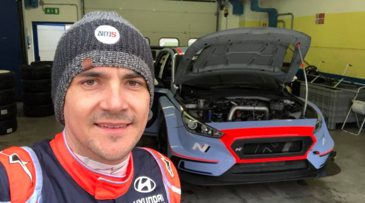 Michelisz Norbert reméli, a Hyundai
volánja mögött sok sikerben lesz része /Fotó: Facebook