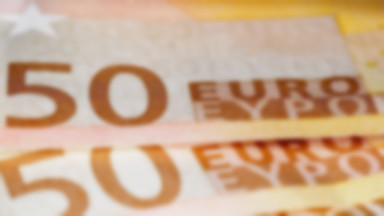Komisarz UE: Grecja potrzebuje "niewielkiej dwucyfrowej liczby miliardów" euro