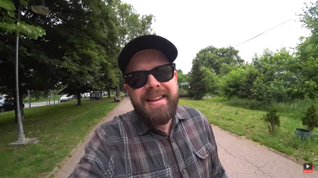 Britanski Jutjuber snimio video o stvarima koje mrzi u Srbiji