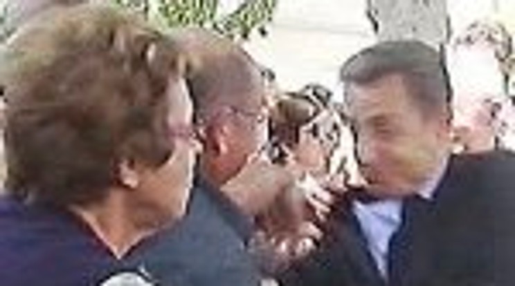 Elkapták Sarkozy grabancát - Videó!