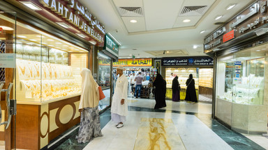W Arabii Saudyjskiej centra handlowe tylko dla zaszczepionych