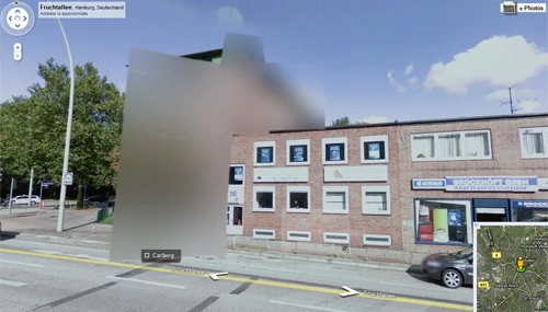 Przykład numer 1. Google dosłownie wykasowało budynek z horyzontu. W efekcie zdjęcia tracą sporo na atrakcyjności