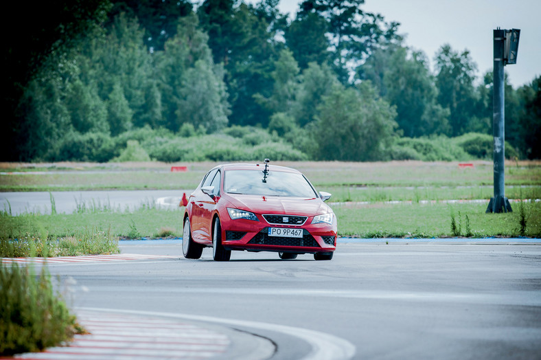 Focus RS vs 308 GTi vs Leon Cupra 290 vs Golf R vs Civic Type R